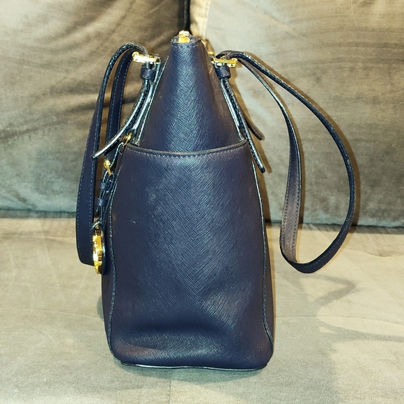 Michael Kors Navy Blue Tote - Picture 4 of 12